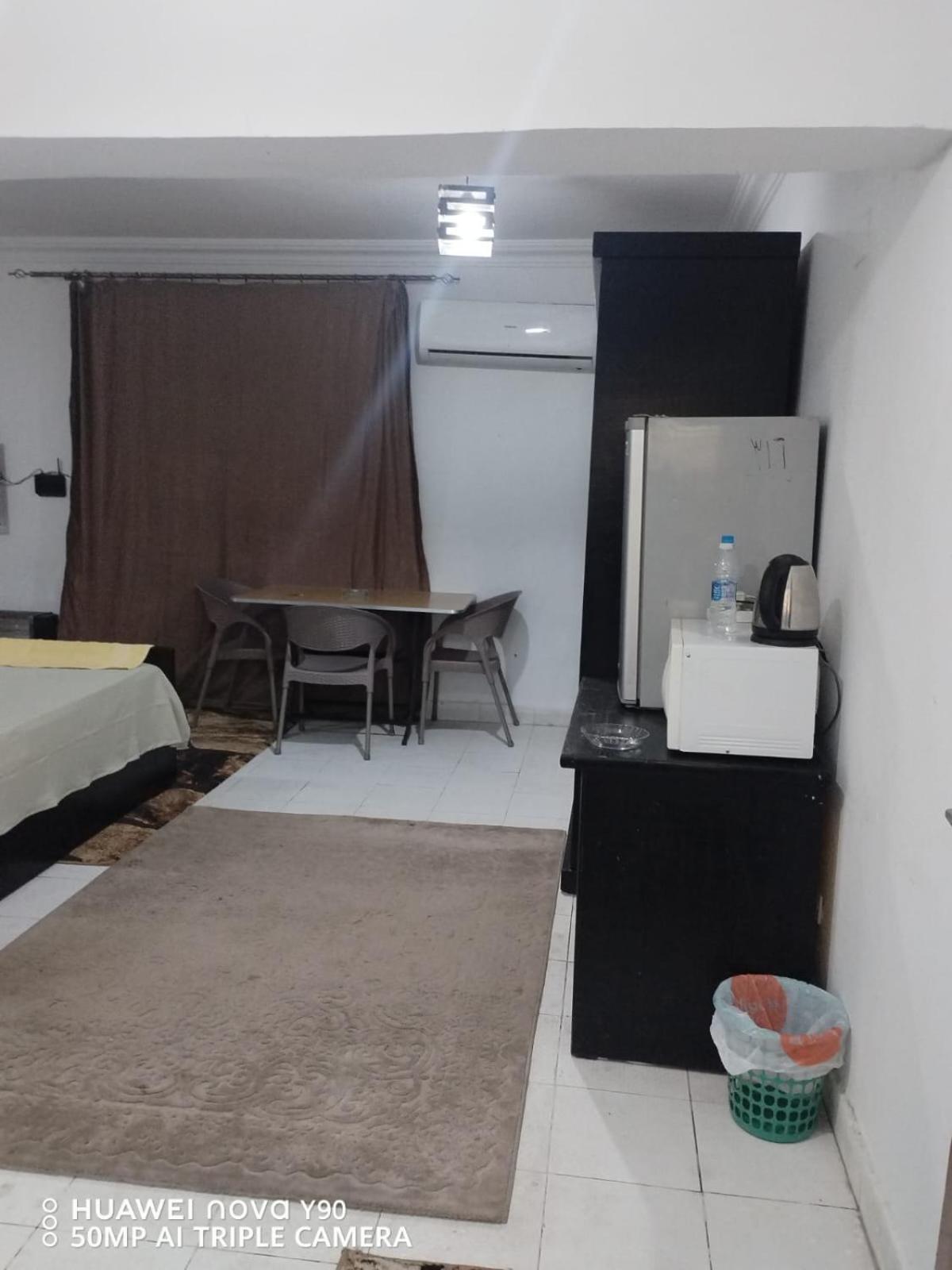 Apartamento Lovely In Private With Garden View And Free Parking Cairo